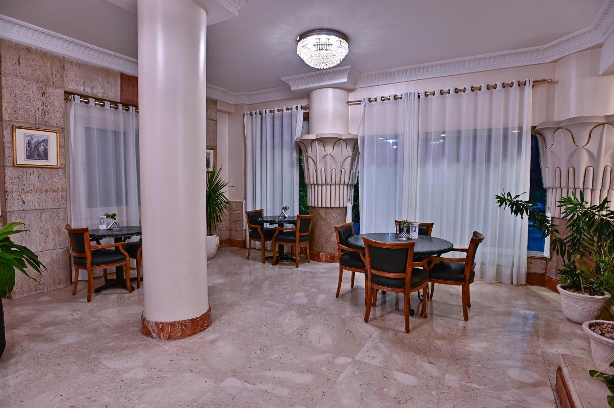 Swiss Inn Nile Hotel Giza Exterior foto